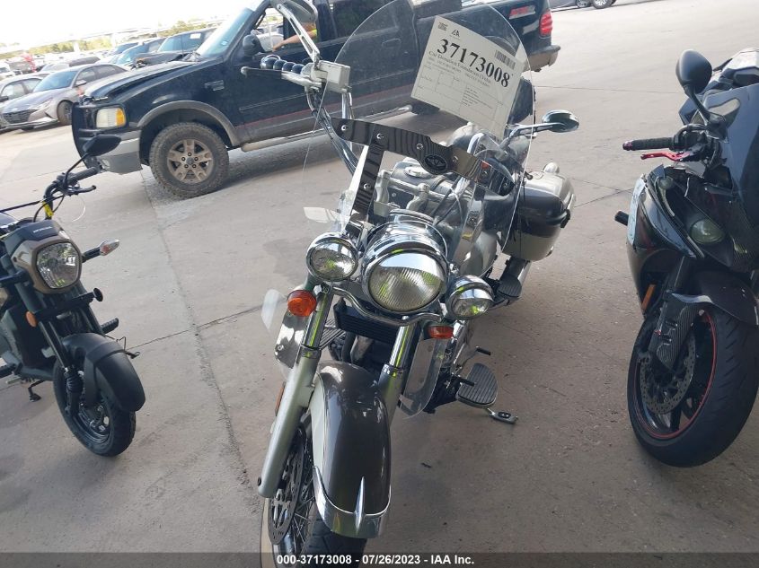 2004 VICTORY MOTORCYCLES DELUXE TOURING 5VPTD16D943005270