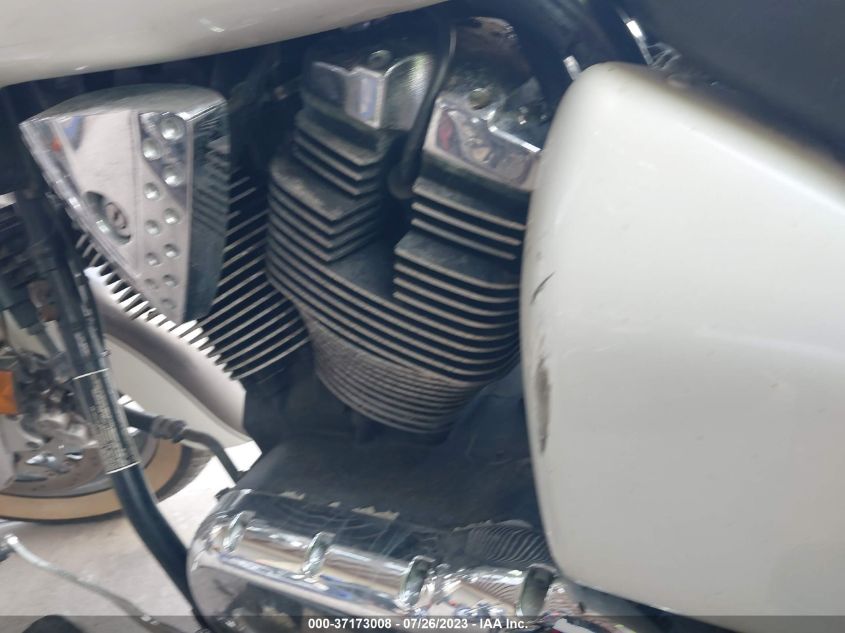 2004 VICTORY MOTORCYCLES DELUXE TOURING 5VPTD16D943005270
