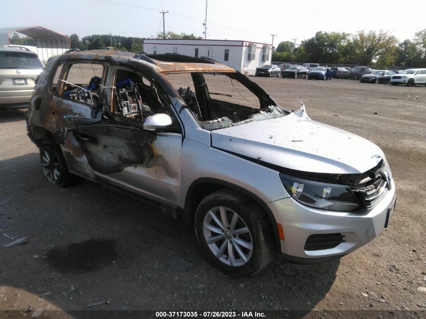 2017 VOLKSWAGEN TIGUAN WOLFSBURG - WVGRV7AX2HK005886