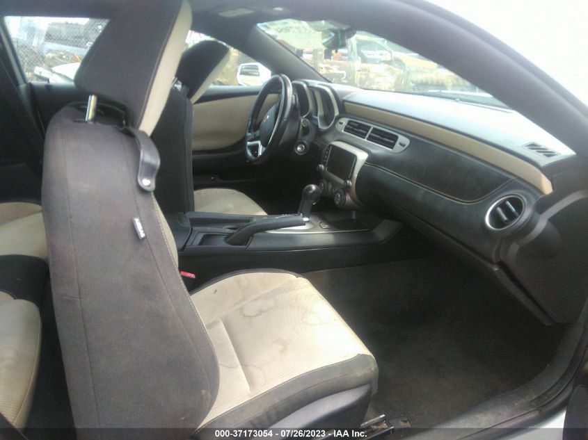 2015 CHEVROLET CAMARO LT - 2G1FD1E32F9211747