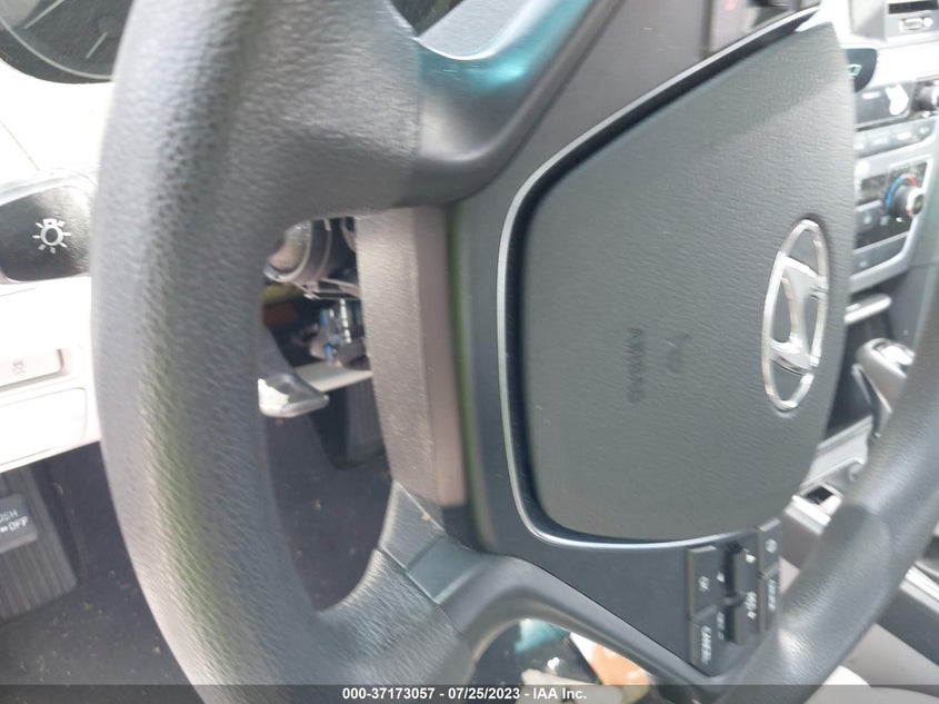 VIN 5NPE24AF1HH480834 2017 HYUNDAI SONATA SE