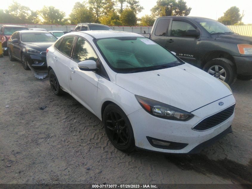 2016 FORD FOCUS SE - 1FADP3F27GL385529