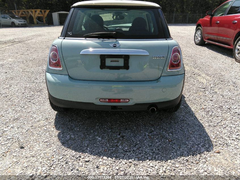 2013 MINI COOPER HARDTOP - WMWSU3C52DT682225