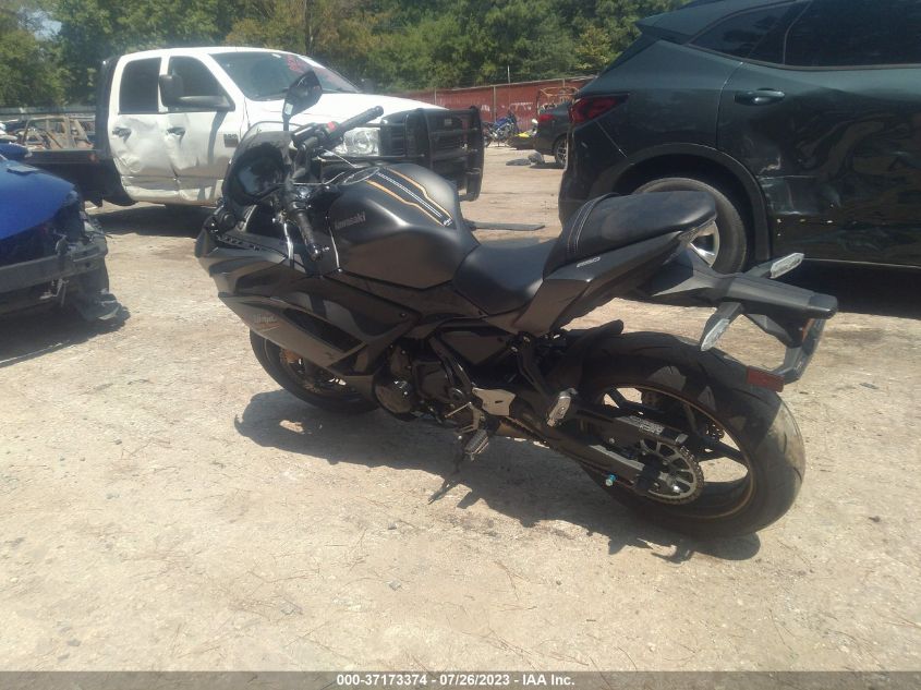 2023 KAWASAKI EX650 R - ML5EXER12PDA92982