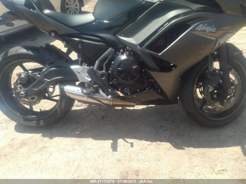 2023 KAWASAKI EX650 R - ML5EXER12PDA92982