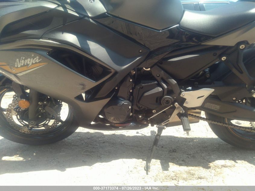 2023 KAWASAKI EX650 R - ML5EXER12PDA92982
