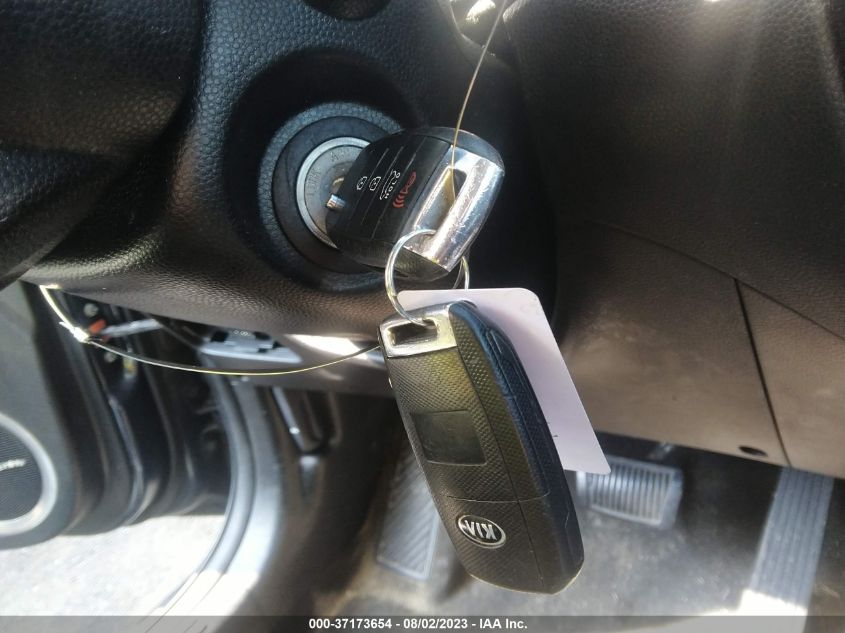 2014 KIA SOUL + - KNDJP3A54E7049678
