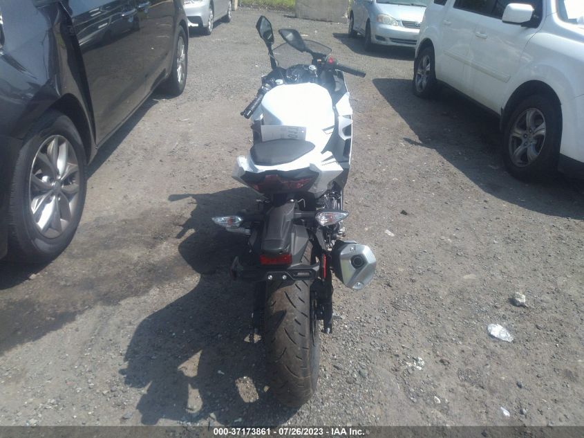 VIN JKAEXKH11PDAR7459 2023 KAWASAKI EX400