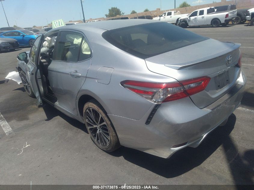 2018 TOYOTA CAMRY SE - JTNB11HK8J3046379