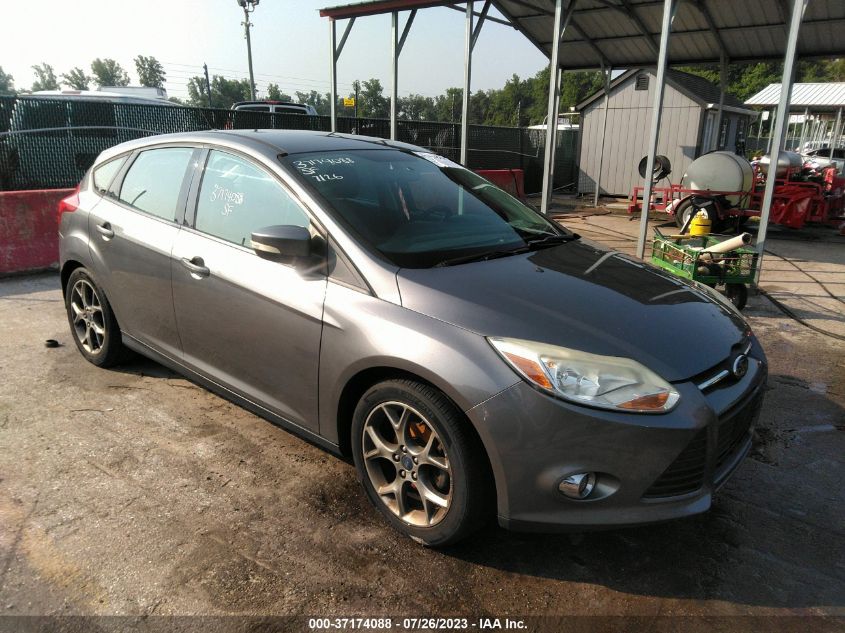 2014 FORD FOCUS SE - 1FADP3K22EL188898