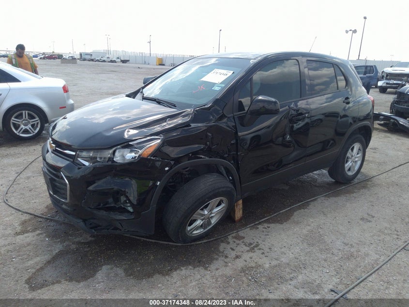 VIN KL7CJKSB2LB083084 2020 CHEVROLET TRAX LS