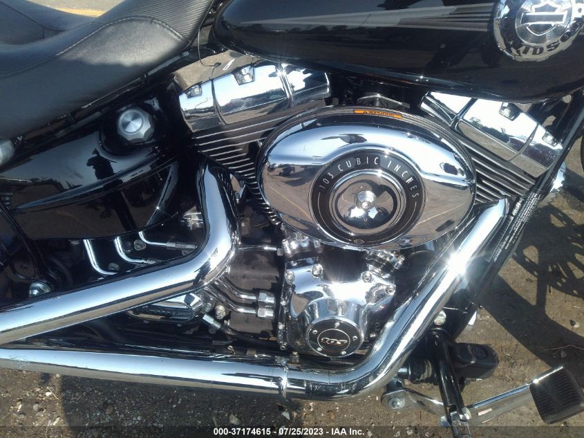 2013 HARLEY-DAVIDSON FXSB BREAKOUT - 1HD1BFV21DB054105
