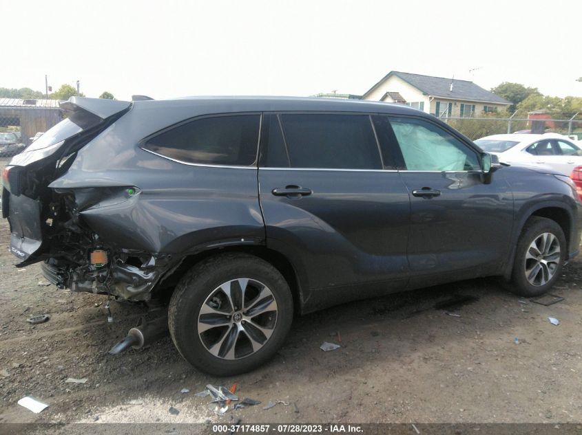 2020 TOYOTA HIGHLANDER XLE - 5TDHZRBH2LS516023