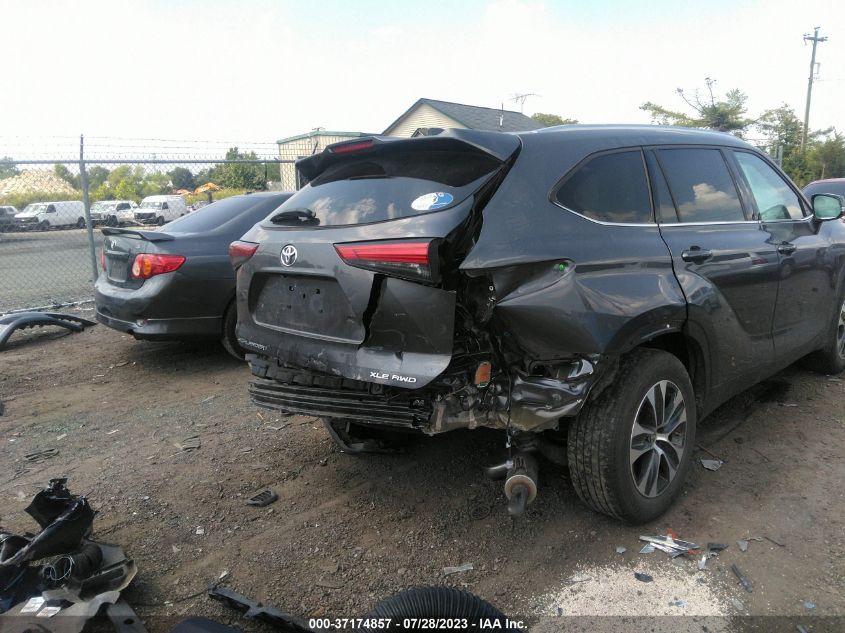 2020 TOYOTA HIGHLANDER XLE - 5TDHZRBH2LS516023