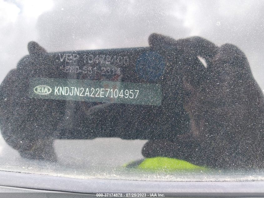 2014 KIA SOUL BASE - KNDJN2A22E7104957