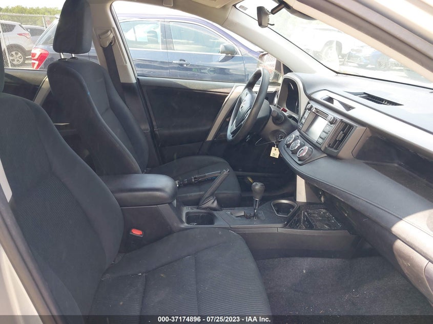 VIN 2T3ZFREVXHW338253 2017 TOYOTA RAV4 LE