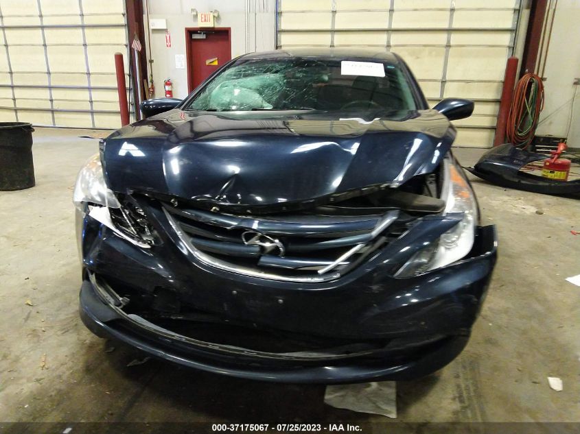 2014 HYUNDAI SONATA GLS - 5NPEB4AC1EH935778