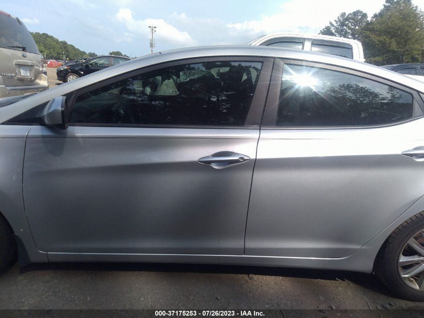 2015 HYUNDAI ELANTRA SE - KMHDH4AE3FU241253