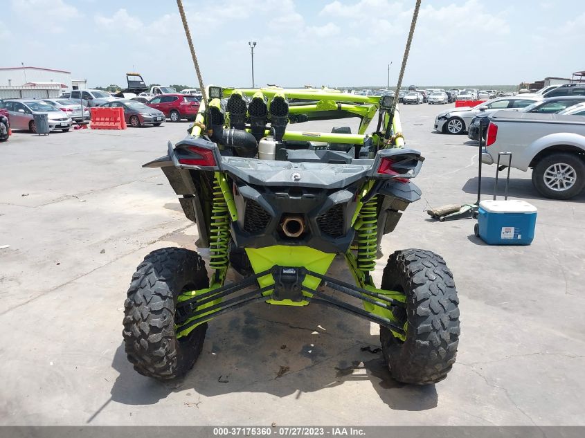 2021 CAN-AM MAVERICK X3 X MR TURBO RR - 3JBVWAV23MK000239