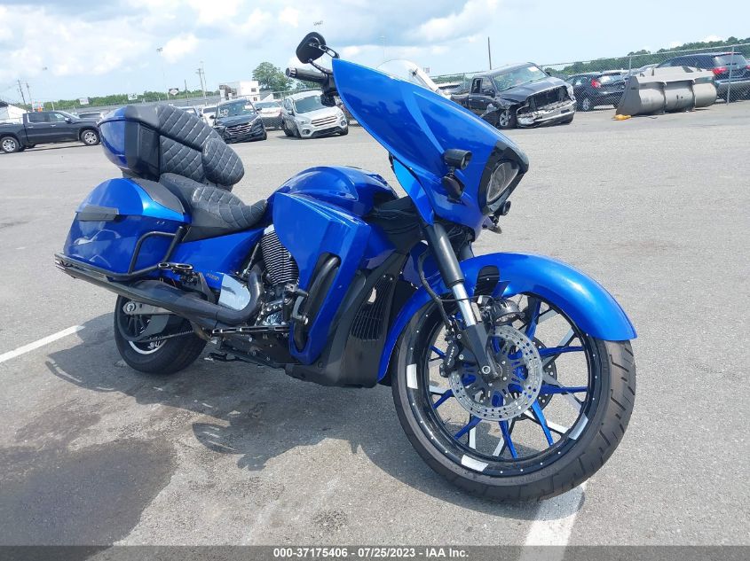 2013 VICTORY MOTORCYCLES CROSS COUNTRY TOUR - 5VPTW36N2D3012995