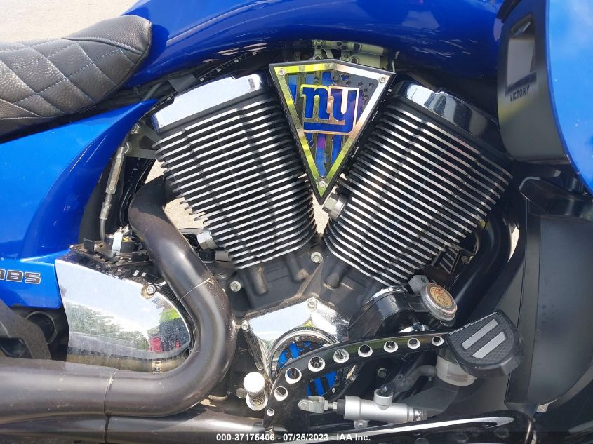 2013 VICTORY MOTORCYCLES CROSS COUNTRY TOUR - 5VPTW36N2D3012995