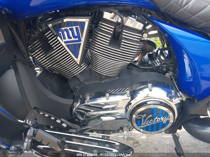 2013 VICTORY MOTORCYCLES CROSS COUNTRY TOUR - 5VPTW36N2D3012995