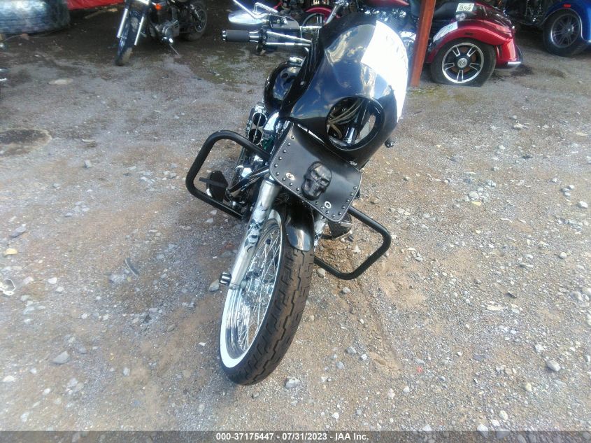 2011 HARLEY-DAVIDSON FXDC - 1HD1GV416BC324988