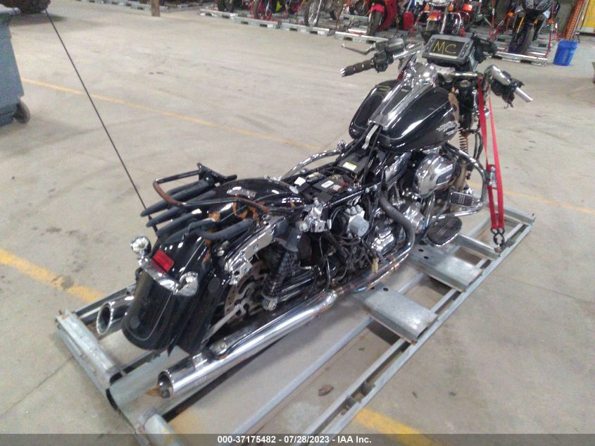 2015 HARLEY-DAVIDSON FLHXS STREET GLIDE SPECIAL - 1HD1KRM19FB675363