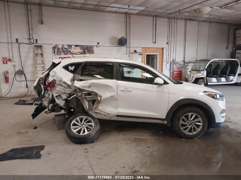 2017 HYUNDAI TUCSON SE - KM8J3CA44HU321537