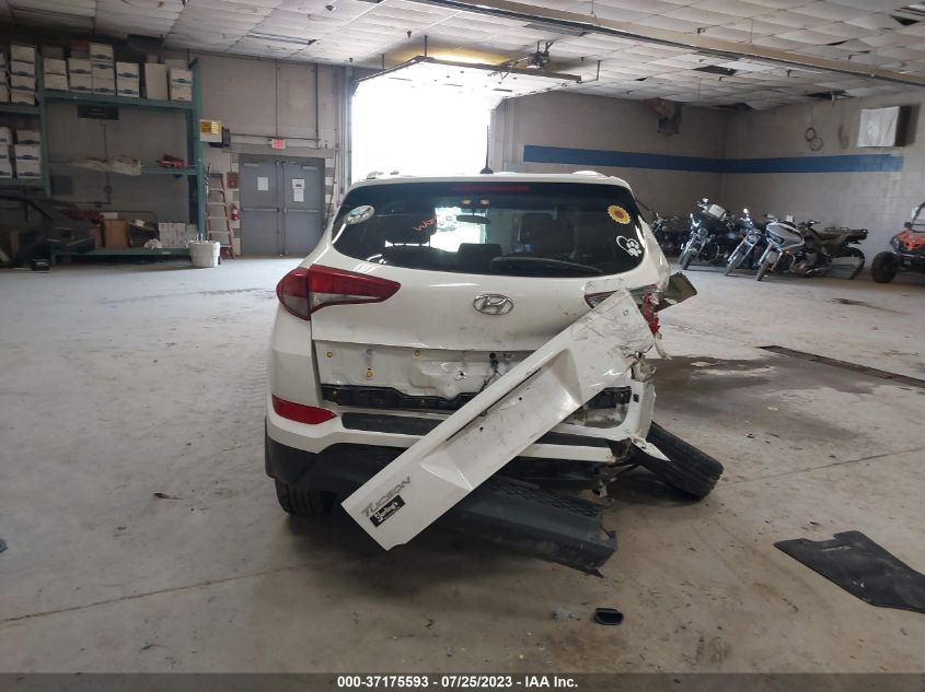 2017 HYUNDAI TUCSON SE - KM8J3CA44HU321537