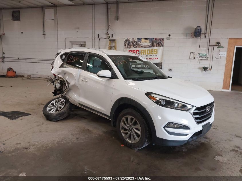 2017 HYUNDAI TUCSON SE - KM8J3CA44HU321537