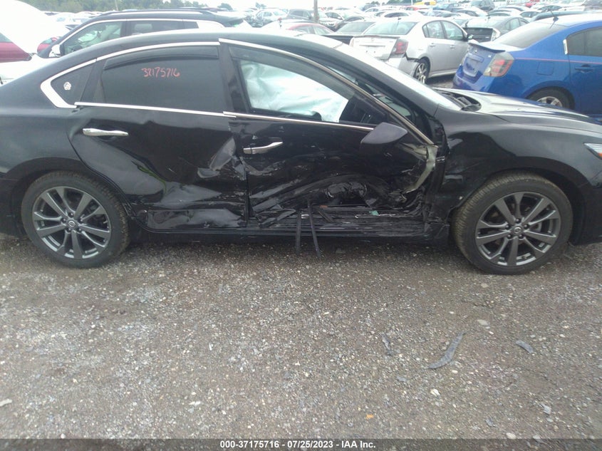 VIN 1N4AL3AP5JC237825 2018 NISSAN ALTIMA 2.5 SR