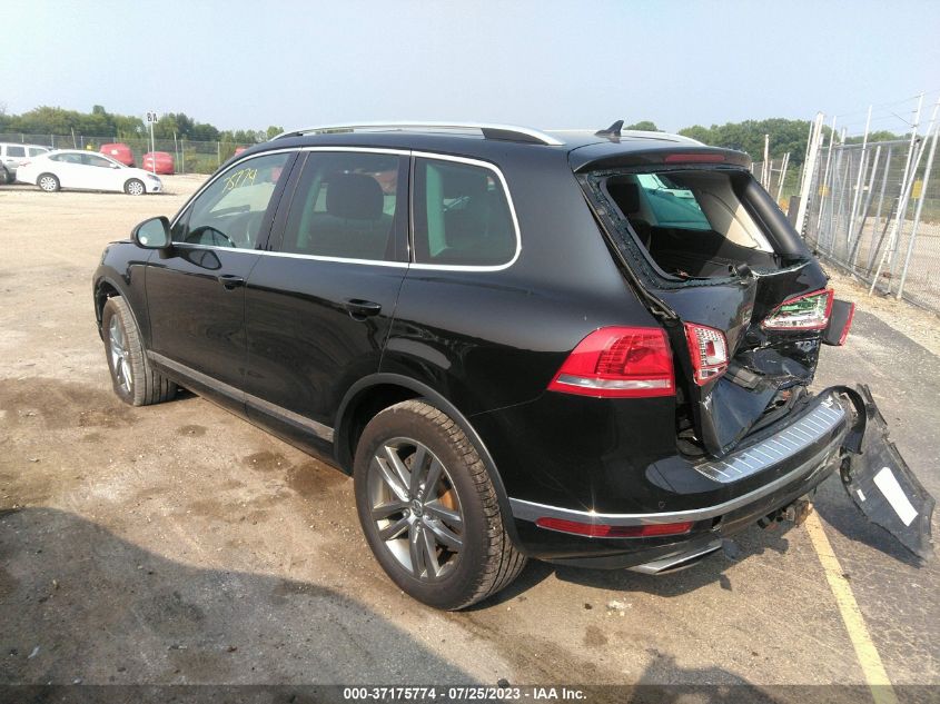 2015 VOLKSWAGEN TOUAREG V6 TDI - WVGEP9BP5FD008186