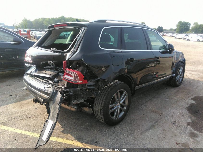 2015 VOLKSWAGEN TOUAREG V6 TDI - WVGEP9BP5FD008186