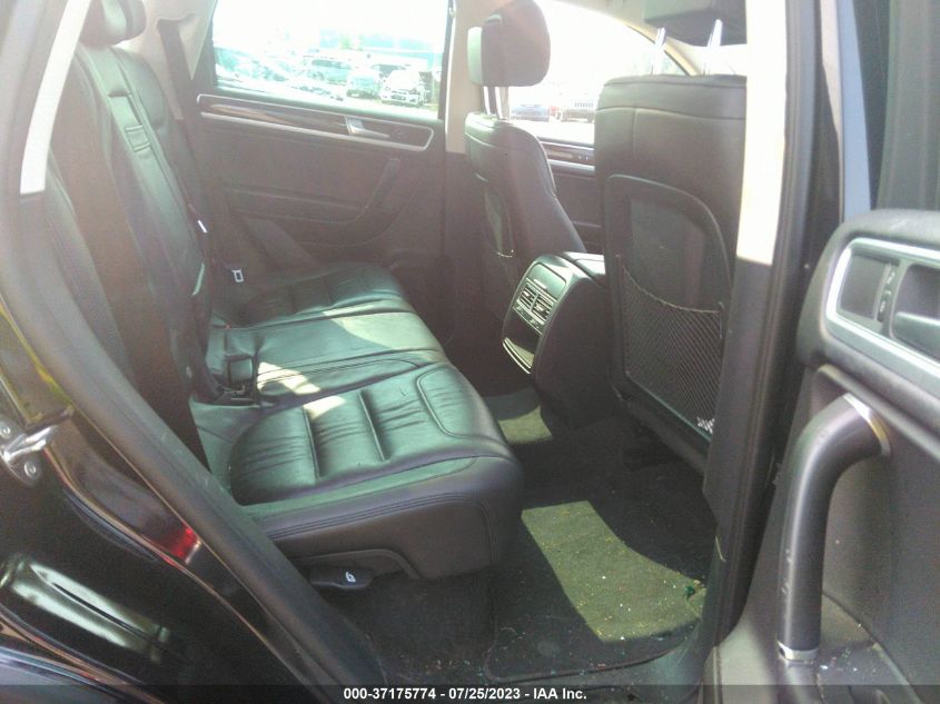 2015 VOLKSWAGEN TOUAREG V6 TDI - WVGEP9BP5FD008186