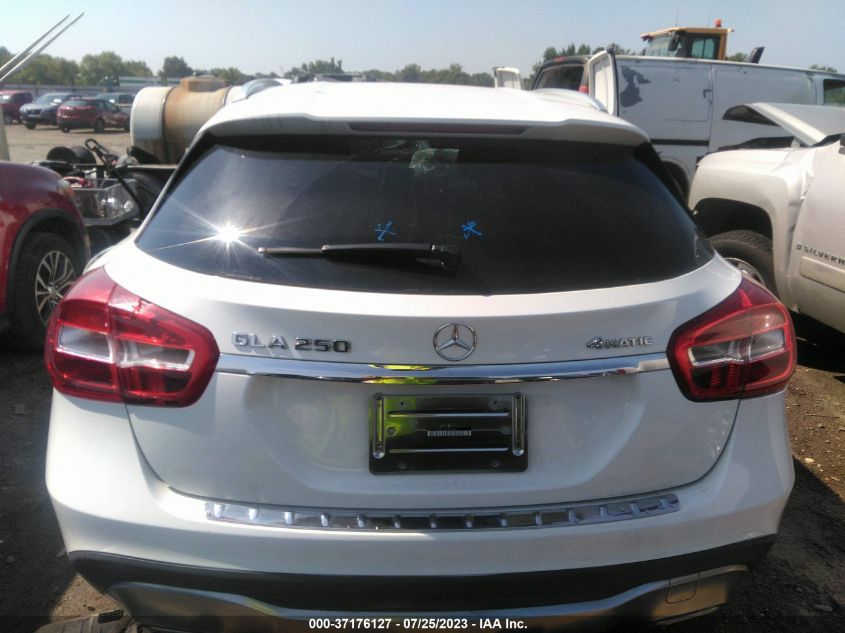 2019 MERCEDES-BENZ GLA 250 WDCTG4GB2KJ585632
