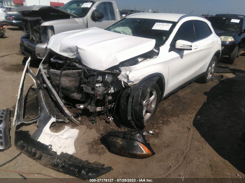 2019 MERCEDES-BENZ GLA 250 WDCTG4GB2KJ585632