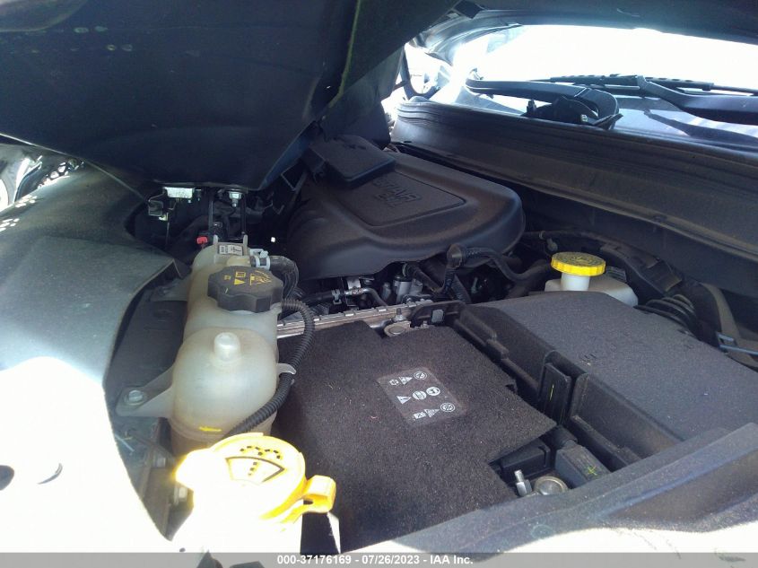 VIN 1C4PJLCB7KD382338 2019 JEEP CHEROKEE LATITUDE