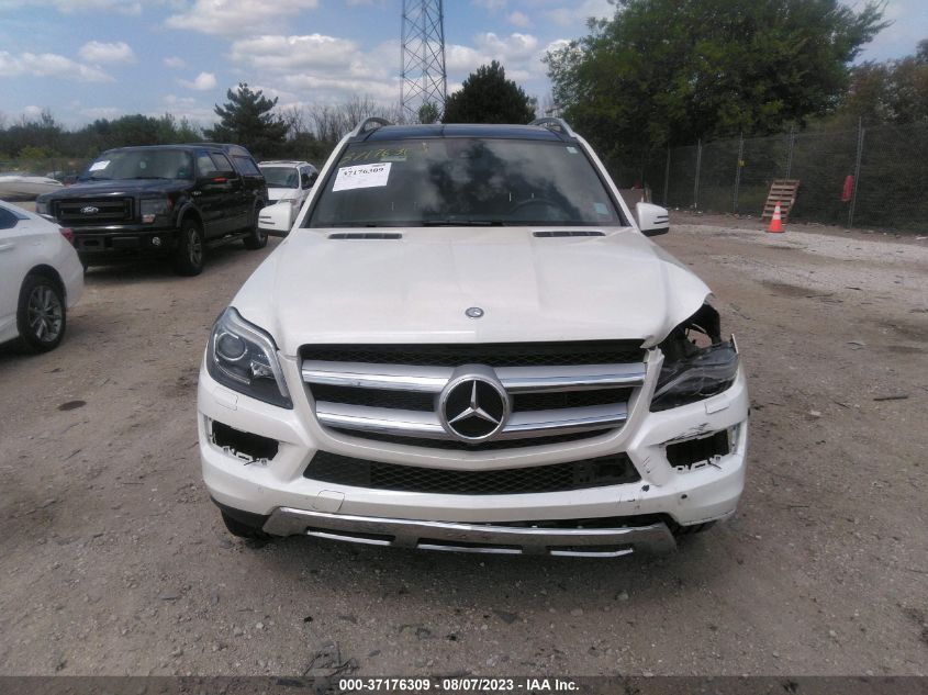 2015 MERCEDES-BENZ GL 450 4JGDF6EE3FA472408