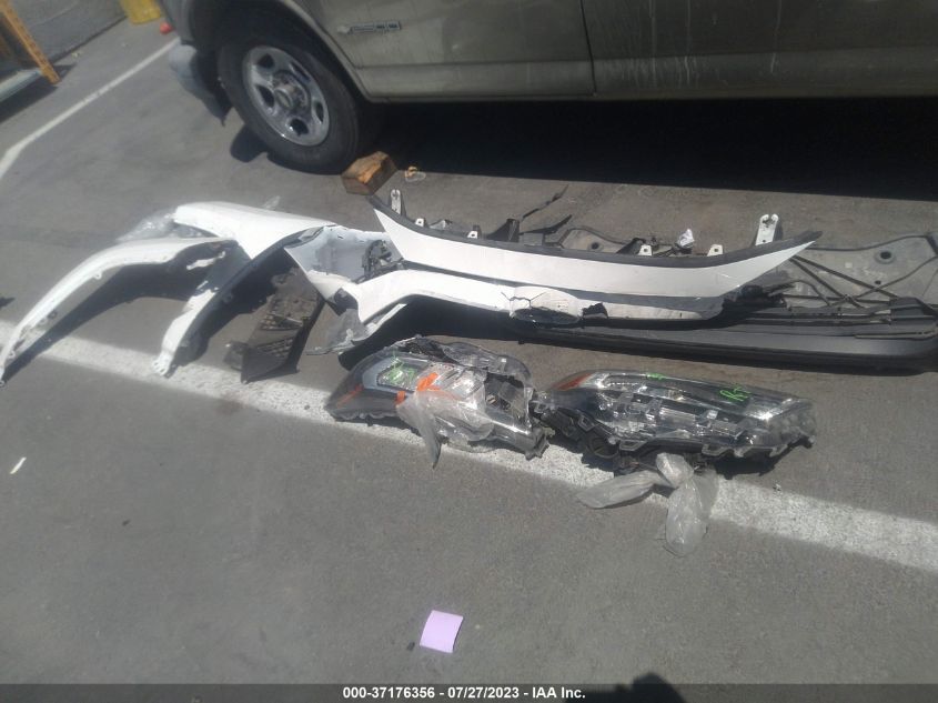 2020 TOYOTA RAV4 XLE - 2T3P1RFV7LC080014