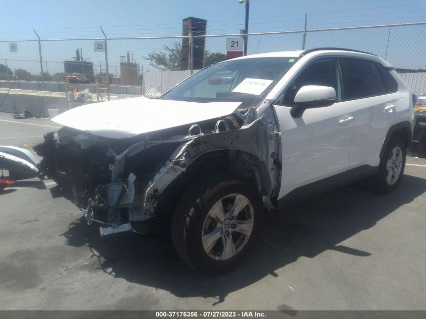 2020 TOYOTA RAV4 XLE - 2T3P1RFV7LC080014