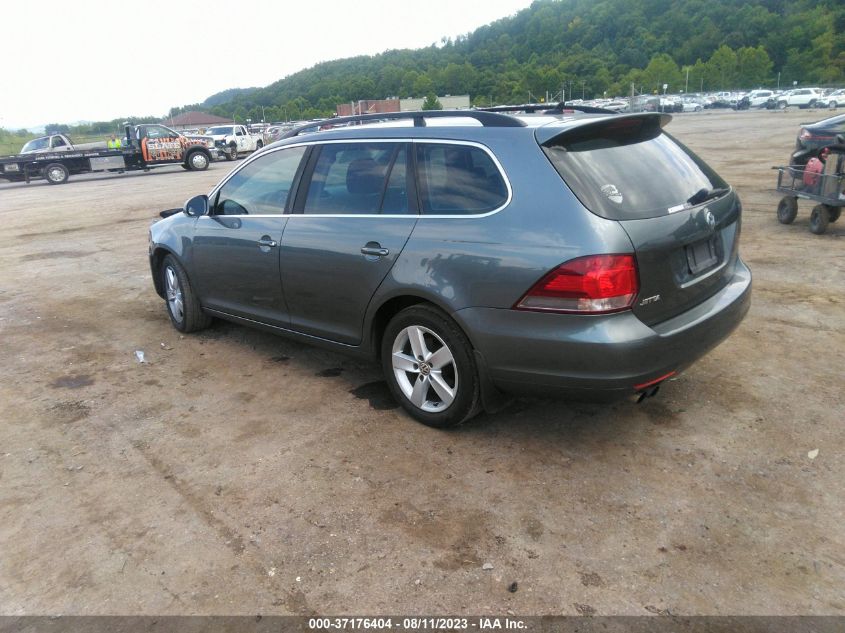 2013 VOLKSWAGEN JETTA SPORTWAGEN TDI - 3VWPL7AJ2DM604414