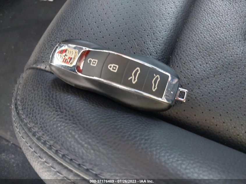 2019 PORSCHE 718 CAYMAN - WP0AA2A86KS261416