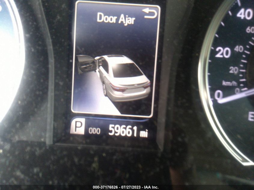 2016 TOYOTA CAMRY XLE/SE/LE/XSE - 4T4BF1FK9GR580939
