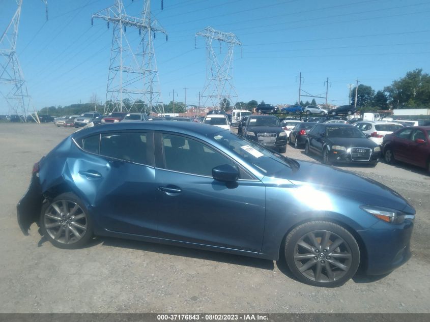 2018 MAZDA MAZDA3 4-DOOR TOURING 3MZBN1V36JM272664
