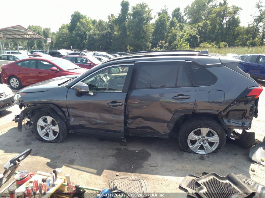 2019 TOYOTA RAV4 XLE - JTMP1RFV1KD011555