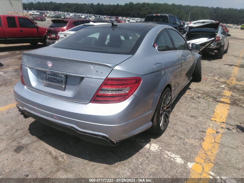 2013 MERCEDES-BENZ C-CLASS C 250 - WDDGJ4HB5DF993044
