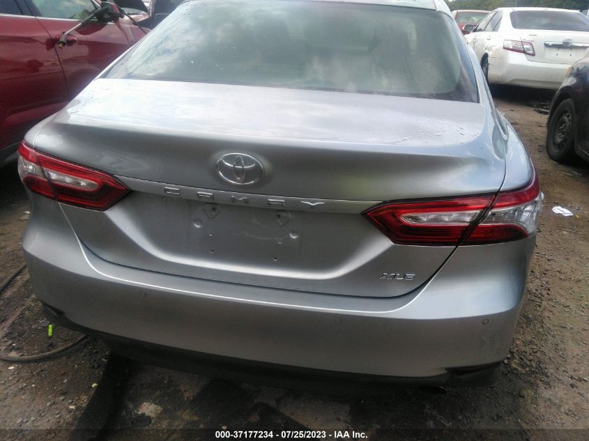 2018 TOYOTA CAMRY LE/SE/XLE/L - 4T1B11HK3JU131298