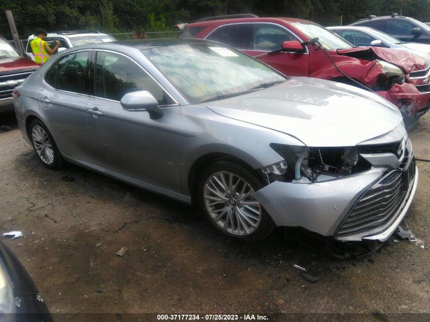 2018 TOYOTA CAMRY LE/SE/XLE/L - 4T1B11HK3JU131298