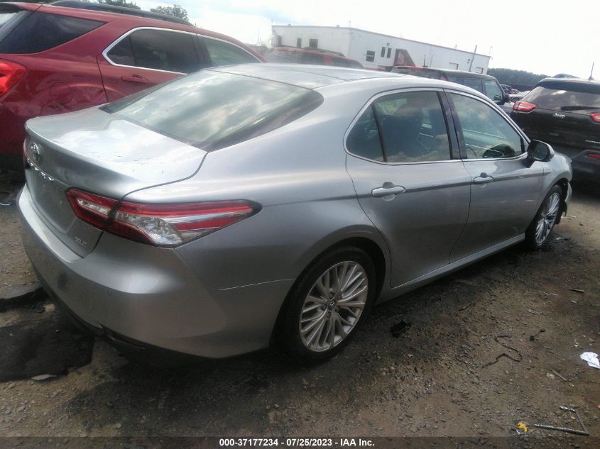 2018 TOYOTA CAMRY LE/SE/XLE/L - 4T1B11HK3JU131298